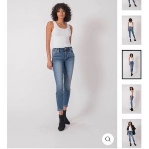 Level 99 Mid Rise Skinny Jeans